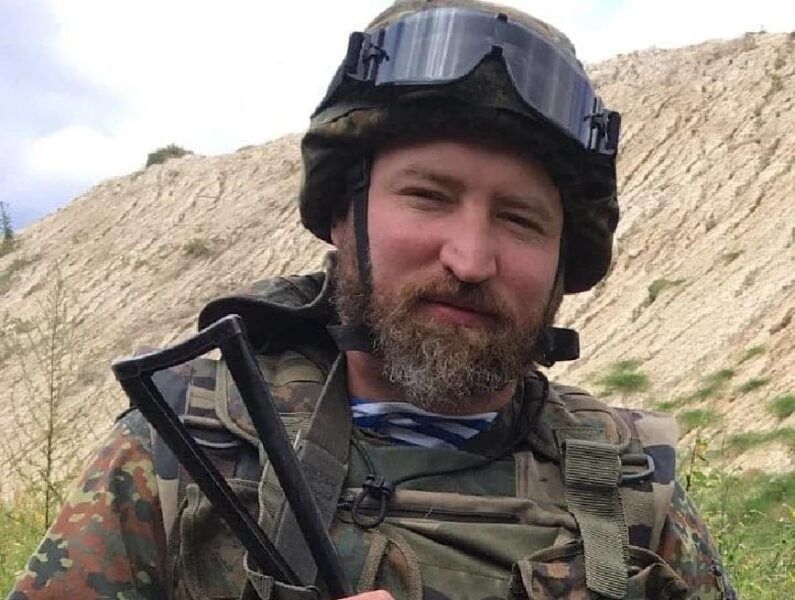 &laquo;У&nbsp;нас використовують як&nbsp;піхоту інтелектуалів, які розуміють, як&nbsp;працює навколишній світ на&nbsp;рівні радіохвиль, атомів та&nbsp;молекул&raquo;,&nbsp;&mdash; Мирослав Гай