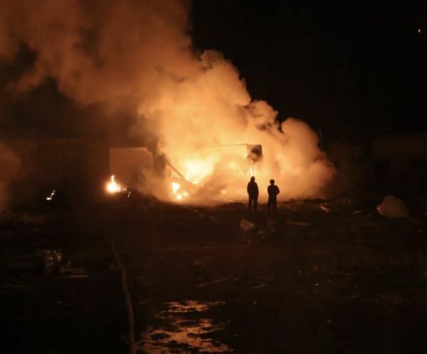 Дрони ворога вночі атакували Охтирку та&nbsp;Ізмаїл: у&nbsp;містах сильні пожежі, є&nbsp;поранені (фото)