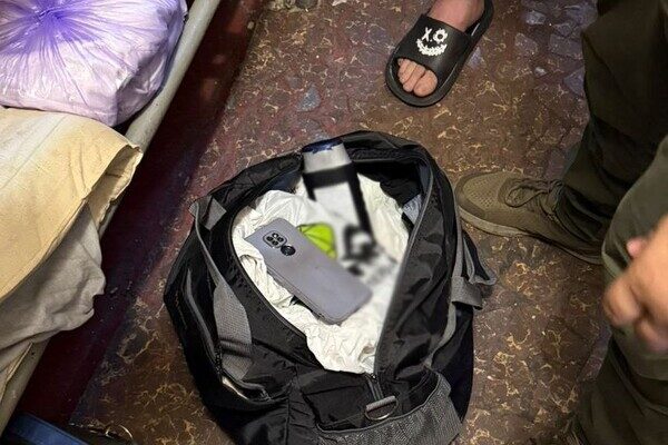 Обманул почти десяток человек: в Одессе заключенный СИЗО торговал несуществующими шинами