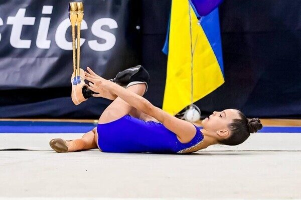 Потеряла ногу из-за обстрела Одесчины: девятилетняя Саша Паскаль завоевала золото на турнире по гимнастике Потеряла ногу из-за обстрела Одесчины: девятилетняя Саша Паскаль завоевала золото на турнире по гимнастике