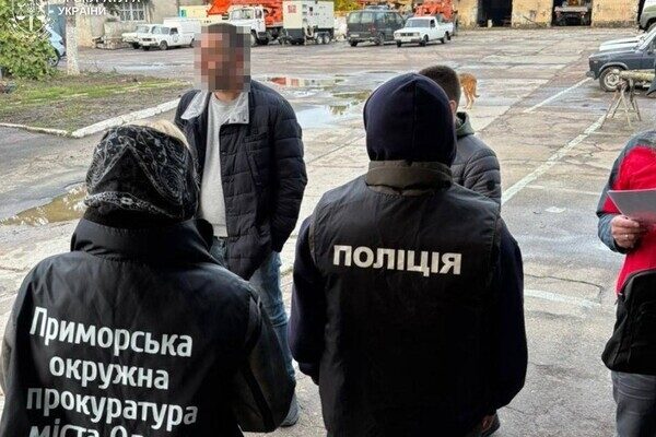 Чиновникам Одесского городского совета сообщили о подозрении: чем они провинились Чиновникам Одесского городского совета сообщили о подозрении: чем они провинились