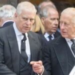 Принц Ендрю наносить удар у відповідь: брат короля висунув умови виїзду з королівського помістя