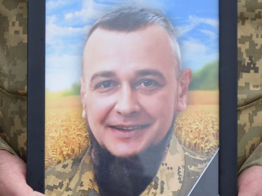 Заповів, щоб поховали у&nbsp;селі, де&nbsp;пройшло дитинство: на&nbsp;Хмельниччині прощалися із&nbsp;сержантом, який загинув у&nbsp;липні на&nbsp;Донеччині