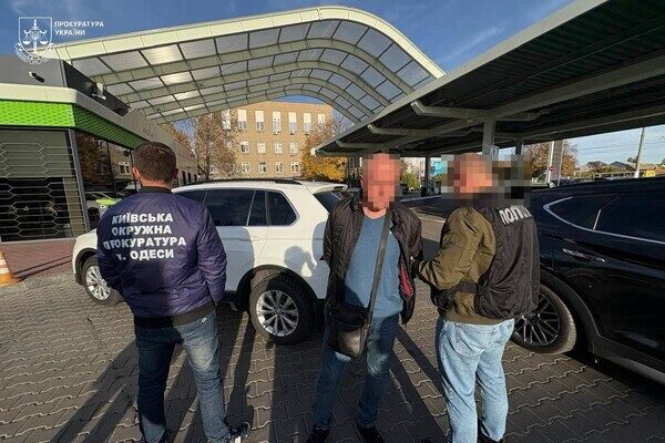Трудоустройство в СБУ за взятку: в Одессе разоблачили дельца
