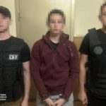 Розставляв «відеопастки» на «Укрзалізниці»: затримано зрадника, що шпигував за ешелонами ЗСУ