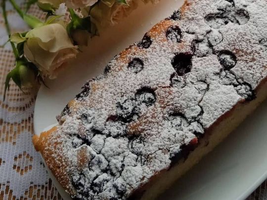 Пиріг з&nbsp;чорною смородиною: ідеально до&nbsp;філіжанки кави