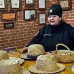 Бриль для майбутнього президента та віночок для принцеси: секрети майстрині солом’яних шедеврів з Опішні