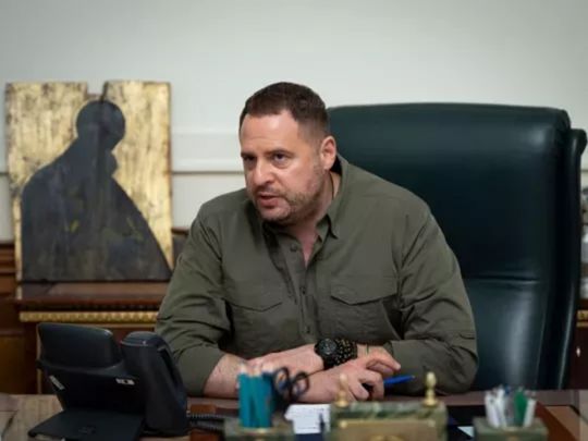 Скандал навколо СБУ: у&nbsp;машині водія Єрмака виявили &laquo;плани призначень&raquo;