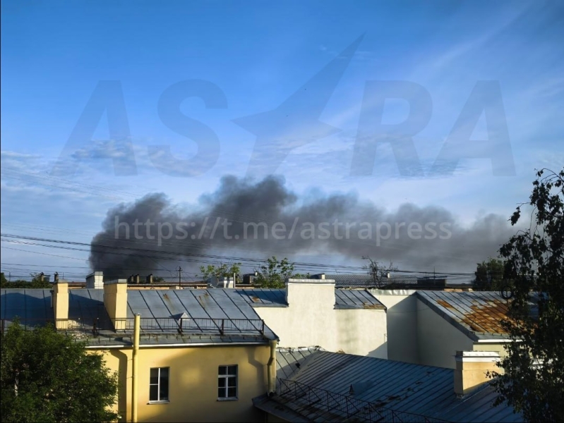 Після &laquo;візиту&raquo; українських безпілотників пожежі у&nbsp;Краснодарському краї, Кронштадті, окупованому Маріуполі (відео)